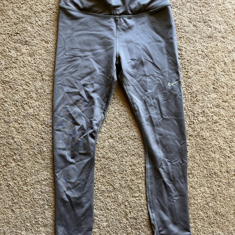 Nike dri-fit grey cropped leggings